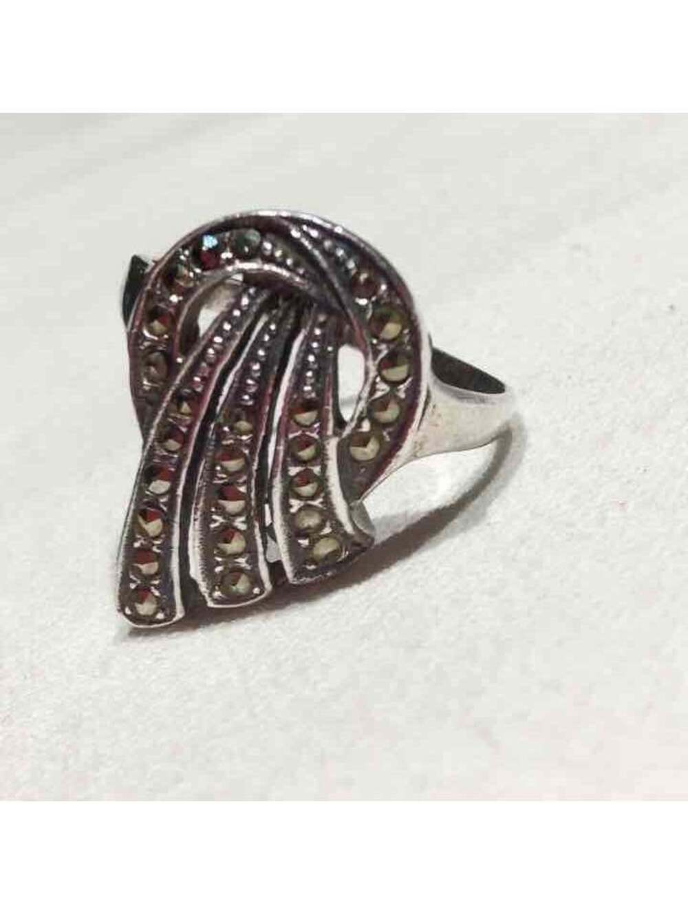 VINTAGE MARCASITE STERLING SILVER RING - Picture 2 of 4